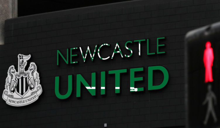 Newcastle United przejmują szejkowie z Arabii Saudyjskiej - grafika 65